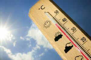 COMENZÓ LA OLA DE CALOR: ALERTA AMARILLO Y EL MARTES LLEGARÍA EL ALIVIO