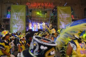 COMIENZAN LOS CARNAVALES Y LA 29 SE VISTE DE FIESTA