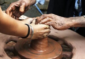 CURIOSIDADES DEL 19 DE MARZO: DIA INTERNACIONAL DEL ARTESANO