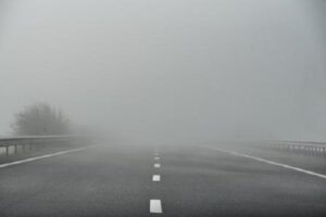 TENER CUIDADO: LA ADVERTENCIA POR NIEBLA SEGUIRÁ EN MERCEDES Y LA ZONA