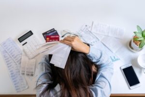 MAYO LLEGA CON UNA OLA DE AUMENTOS: SERVICIOS, TRANSPORTE Y COMBUSTIBLES