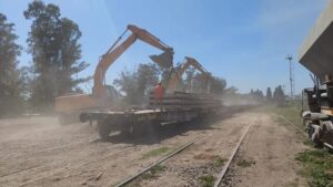 MERMA DE SERVICIOS Y CAMBIOS DE HORARIOS EN EL FF.CC SARMIENTO EN OBRAS