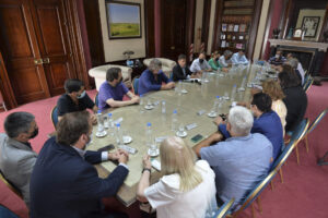 PARITARIAS: HUBO OFRECIMIENTO DE LA PROVINCIA A ESTATALES Y DOCENTES