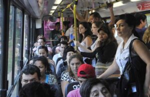 COLECTIVOS DEL INTERIOR: ANUNCIAN PARO PARA EL FIN DE SEMANA DE NAVIDAD