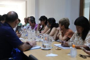 A CONTRARELOJ: ACUERDO CON UPCN Y CONVOCATORIA A DOCENTES EN PROVINCIA