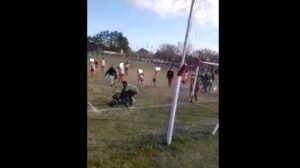 PAPÁ/HINCHA DE QUILMES, INTENTÓ INGRESAR DE NUEVO Y LO DENUNCIARON A LA POLICÍA