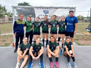 HANDBALL: LA ESCUELA MUNICIPAL DISPUTÓ UNA NUEVA FECHA EN BRAGADO