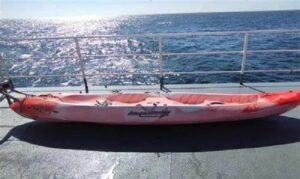 HALLARON EL KAYAK QUE SERÍA DE LOS PESCADORES DESAPARECIDOS