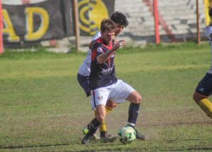 PRIMERA: TROCHA, VÉLEZ Y ALL HAZ GANARON Y SUEÑAN CON EL REDUCIDO