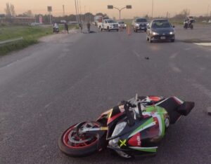 MOTOCICLISTA PIERDE LA VIDA EN LA AU 6 EN LUJÁN
