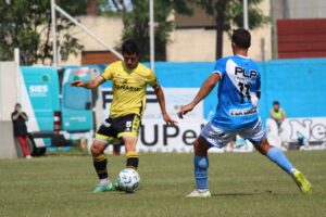 FLANDRIA CAYÓ POR GOLEADA Y SE COMPLICÓ DE CARA AL REDUCIDO