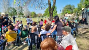 ADULTOS MAYORES DISFRUTARON DIA DE PICNIC