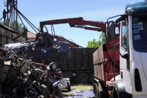MUNICIPIO COMPACTÓ AUTOS Y MOTOS NUEVAMENTE