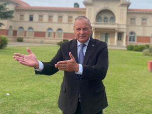 ALL BOYS SOLIDARIO BUSCA MEJORAR LA VIDA DE CIENTOS DE FAMILIAS