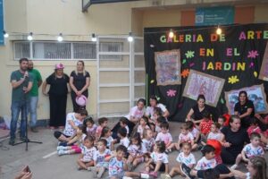 JARDINES MATERNALES TUVIERON SU FIESTA DE FIN DE AÑO