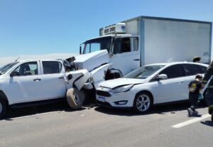 SINIESTRO EN RUTA 5: PERITO CONFIRMA A 11 VEHÍCULOS INVOLUCRADOS, 16 HERIDOS Y 1 MUJER FALLECIDA