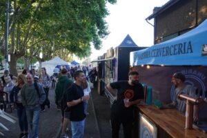 FAMILIAS MERCEDINAS SE VOLCARON A LA FIESTA NACIONAL DEL DURAZNO