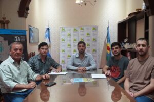 FIRMAN REALIZACIÓN DE OBRAS ELECTRICAS EN BARFRIO CALABRIA