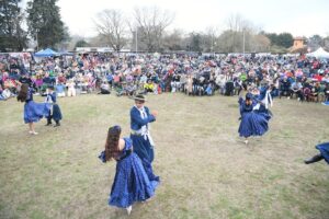 FIN DE SEMANA CON FIESTA DE LA TRADICIÓN