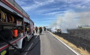DAÑOS TOTALES EN AUTO DE MERCEDINO QUE SE INCENDIÓ EN RUTA 41