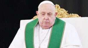 SE AGRAVÓ LA SALUD DEL PAPA FRANCISCO: PRONÓSTICO RESERVADO