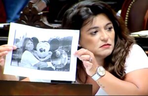 PAPELÓN DE SABRINA SELVA DENUNCIANDO A LA MINISTRA BULLRICH EN EL CONGRESO