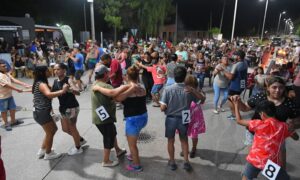 SE VIENEN LAS ÚLTIMAS DOS NOCHES DE VERANO EN LAS PLAZAS