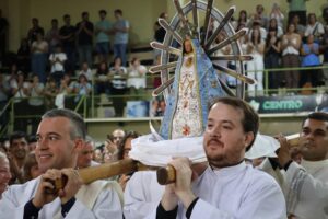 MANUEL ASENZO FUE ORDENADO DIÁCONO