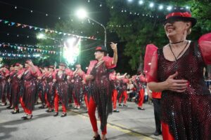 HOY: SEGUNDA NOCHE DE CARNAVAL EN AVENIDA 29