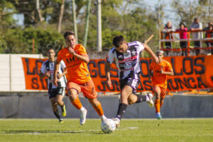 NADA A FAVOR: CLUB MERCEDES CAYÓ EN SU VISITA A BERAZATEGUI