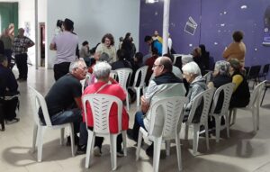 VECINOS DE GOWLAND SE APLICARON LA VACUNA ANTIGRIPAL