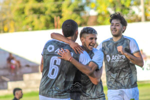 SEGUNDA: SAN MARTÍN PUNTERO EN UN TORNEO QUE ARRANCÓ PAREJO