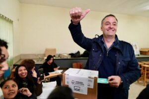 CABA: ADORNI GANÓ LA ELECCIÓN Y DEJÓ TERCERO AL PRO