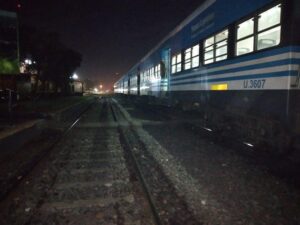 MUERE HOMBRE TRAS SER ARROLLADO POR TREN QUE SALIÓ DE MERCEDES