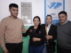 ESCUELA 36: RINDEN HOMENAJE A JUSTO MONTENEGRO, MERCEDINO TRIPULANTE DEL BELGRANO