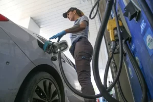 NUEVA SUBA EN LOS COMBUSTIBLES DE YPF