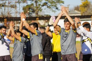 CARTEROS GANÓ Y SE ASEGURÓ LA PERMANENCIA EN PRIMERA DIVISIÓN