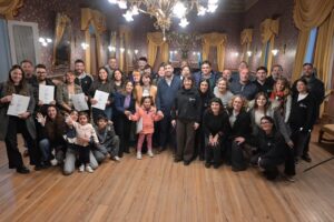 USTARROZ JUNTO A BATAKIS ENTREGARON CASAS A FAMILIAS MERCEDINAS