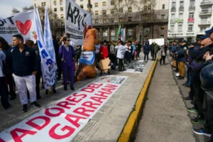 TRABAJADORES DEL GARRAHAN AL PARO POR EL VETO A LA EMERGENCIA PEDIÁTRICA