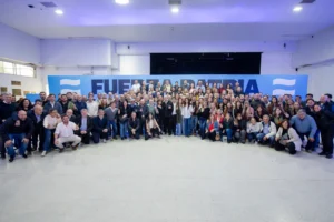INTENDENTES DE MERCEDES Y SUIPACHA EN LA REUNIÓN CON GOBERNADOR KICILLOF