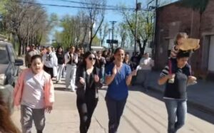 CRISIS PROFUNDA EN SUIPACHA: GOBIERNO DE MANCINI BAJO PRESIÓN DE TRABAJADORES