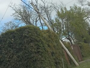 FUERTE TORMENTA PASÓ POR MERCEDES CON RÁFAGAS DE 73 KM/H