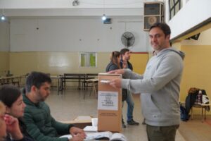 ALTUBE: «VALIOSA VUELTA A LAS URNAS EN OTRA JORNADA DEMOCRÁTICA»