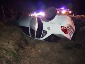 RUTA 5: VOLCÓ AUTOMÓVIL Y CONDUCTOR DIO POSITIVO EN ALCOHOLEMIA
