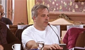 LLA: PROYECTOS DE COMPETENCIA DE ALUMNOS EN MERCEDES ROCK Y DD.JJ A PLANTA POLÍTICA