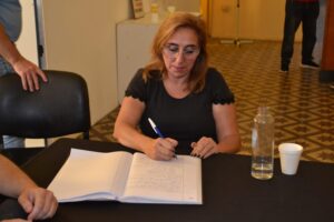 MAGUY OLIVA ASUME EN CONSEJO ESCOLAR NUEVAMENTE CON RESPALDO UNÁNIME