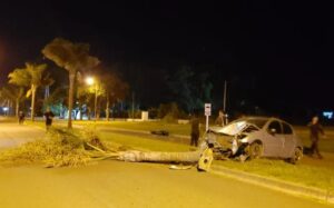 CONDUCTOR ATROPELLÓ UNA MOTO EN GILES: MENOR GRAVEMENTE HERIDO