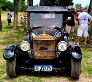 SE REALIZÓ LA 16° «VUELTA HISTÓRICA CIUDAD DE MERCEDES»
