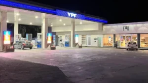 CONMOCIÓN EN ZÁRATE: ASESINÓ A TIROS AL EX DE SU NOVIA EN UNA ESTACIÓN DE SERVICIO