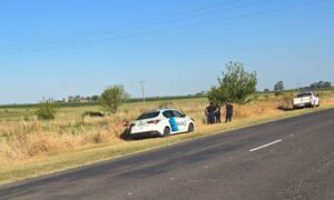FALLECE UN HOMBRE AL VOLCAR SU VEHÍCULO EN LA RUTA 30